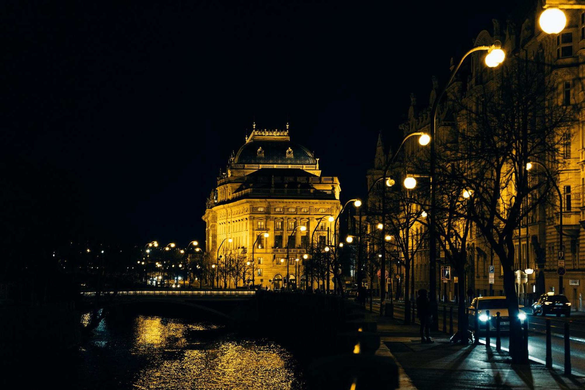 New Design & Style Apartments 50M From Wenceslas Square Praga Esterno foto