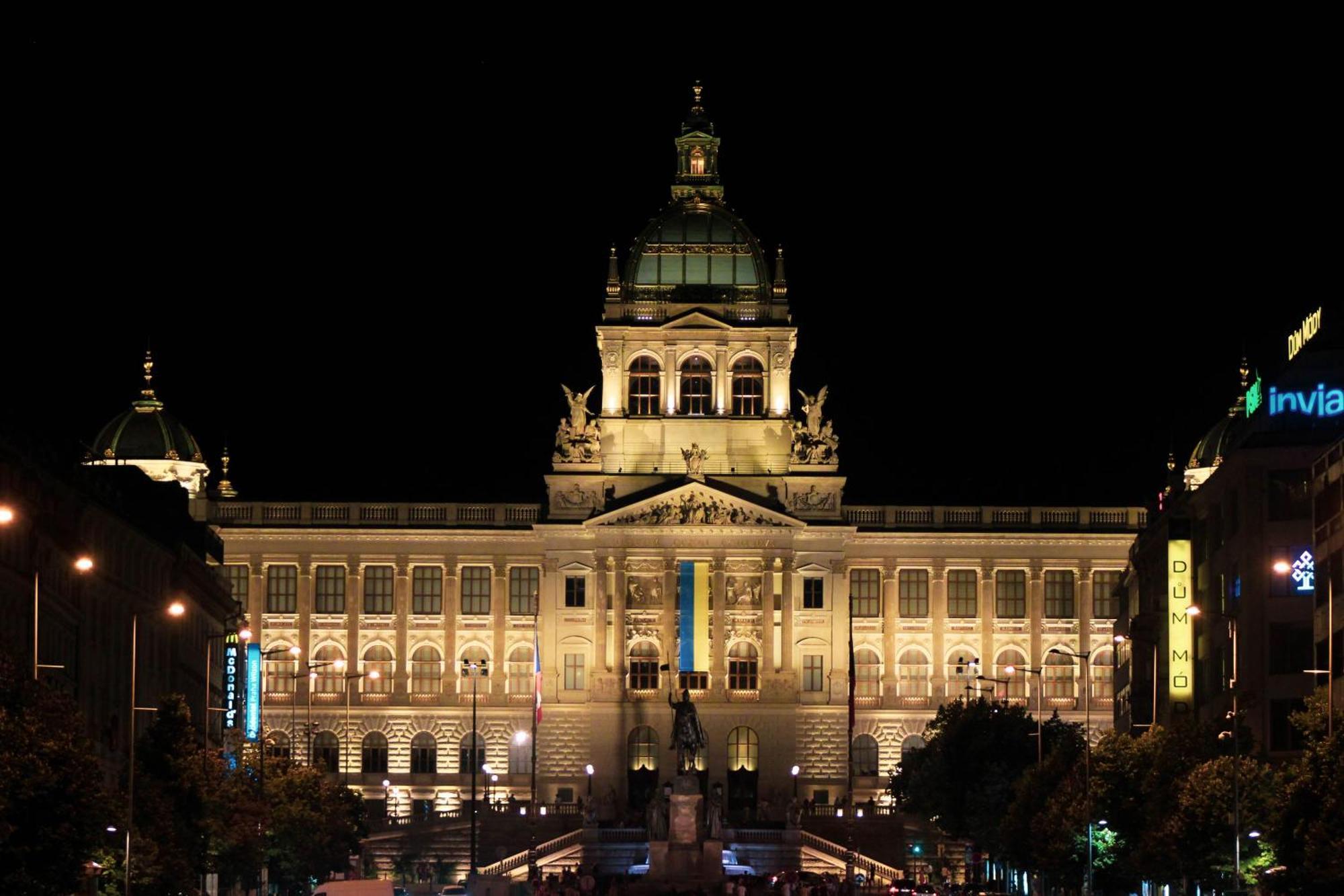 New Design & Style Apartments 50M From Wenceslas Square Praga Esterno foto