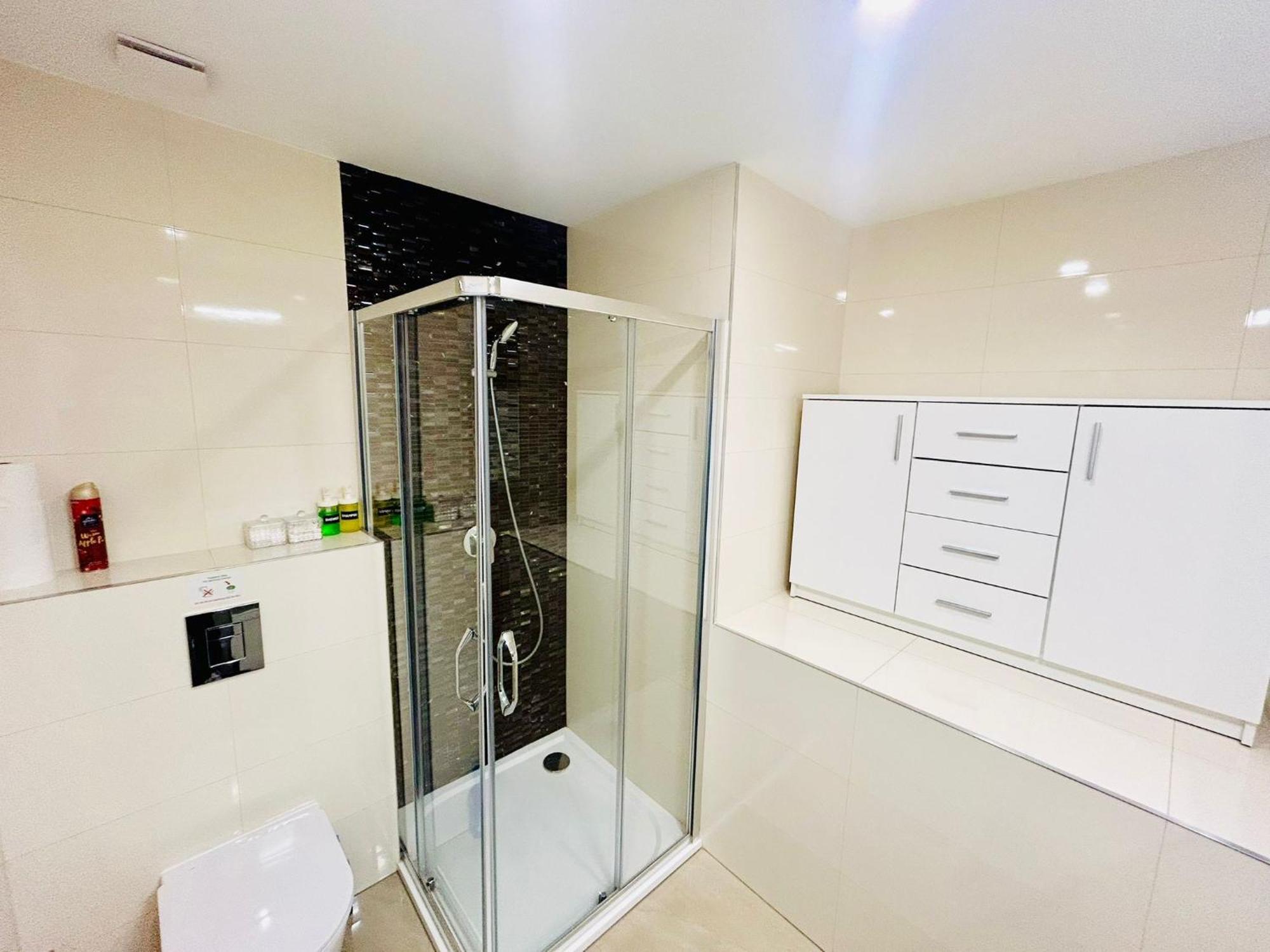 New Design & Style Apartments 50M From Wenceslas Square Praga Esterno foto