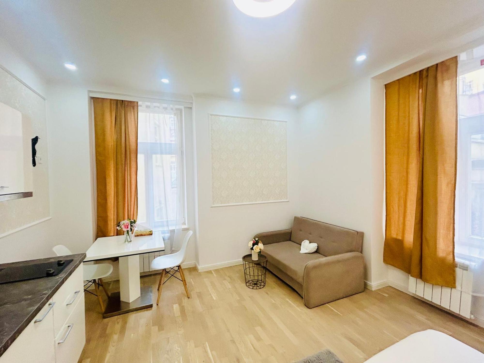 New Design & Style Apartments 50M From Wenceslas Square Praga Esterno foto